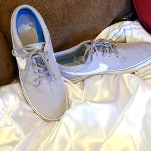 SALE Nike sb sneakers